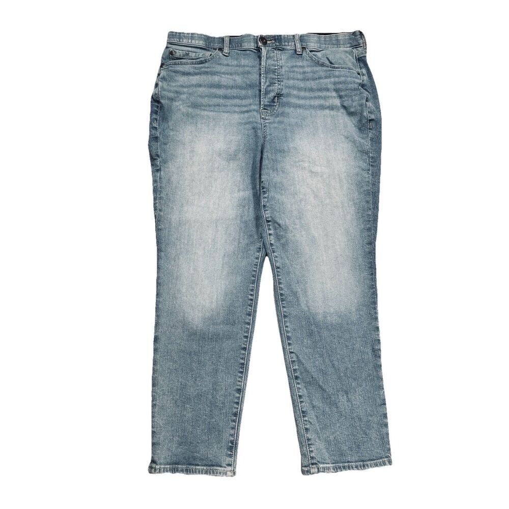 Torrid Capri Jeans 12 Blue Button Fly Comfort Stretch Womens Measures 34 X 24